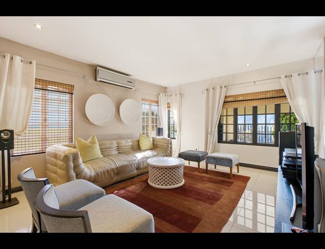 4 BEDROOM HOUSE FOR SALE IN LONEHILL